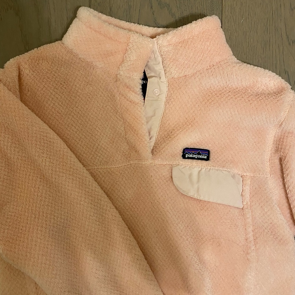 patagonia girl’s sweater